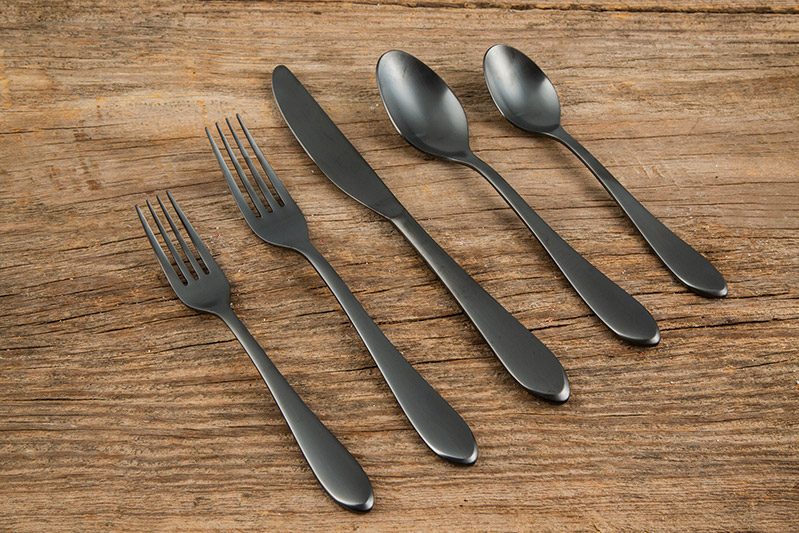 Scoop 20-Piece Flatware Set + Reviews