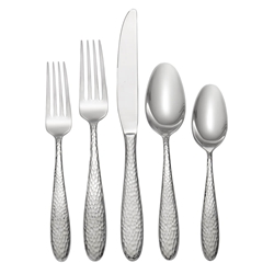 Oneida Reyna 5 piece Place Setting 